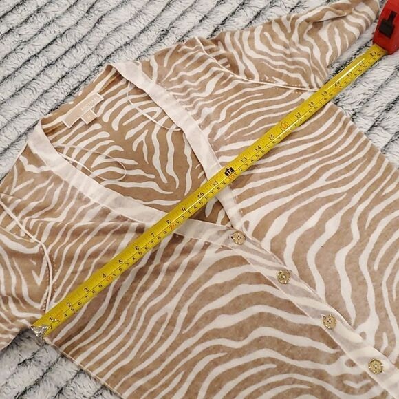 Fun inside out Michael Kors zebra cardigan - Picture 8 of 8